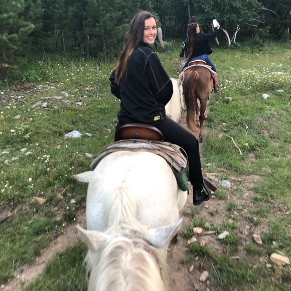 ✨Meet Your Posher ✨ - Picture 3 of 16